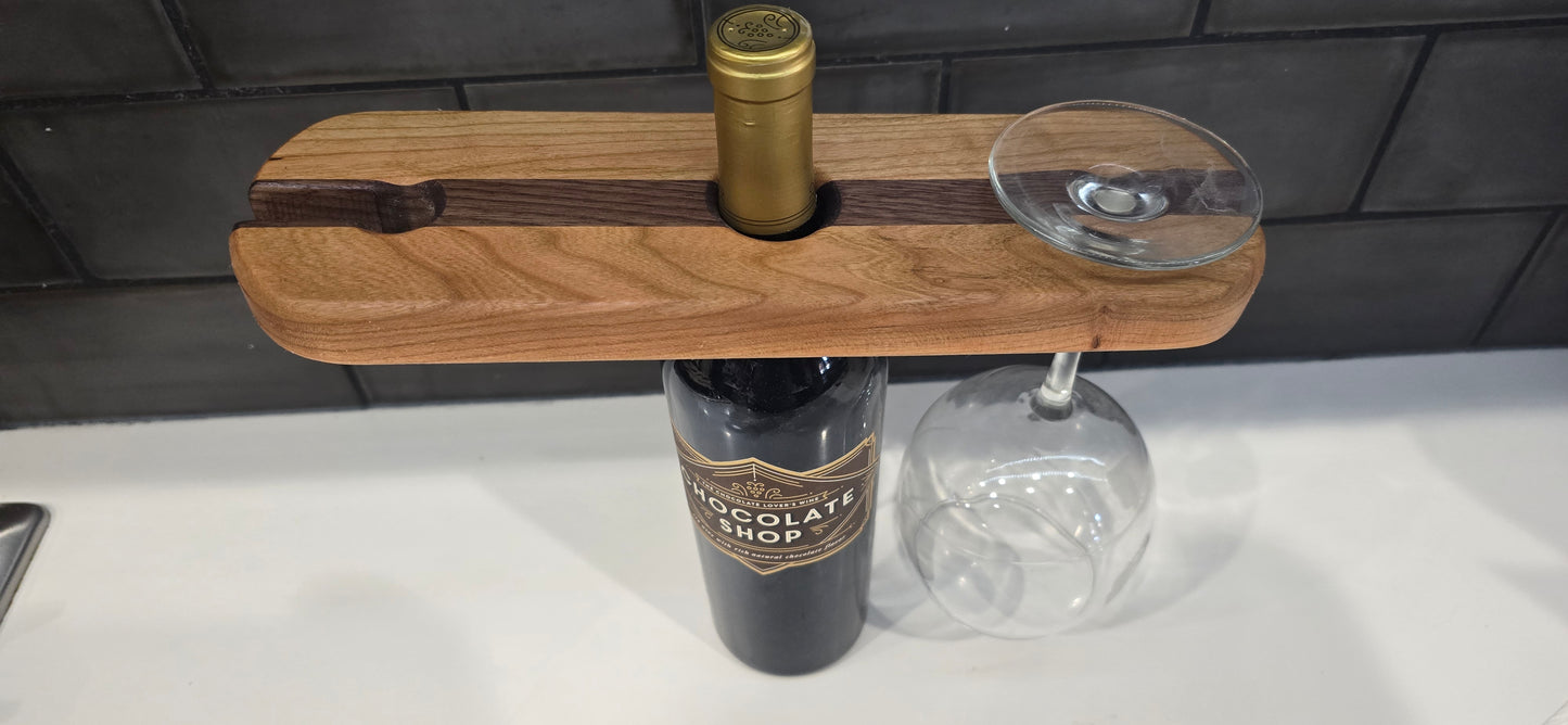 Handcrafted Wooden Wine Bottle Caddy – Elegant Display & Gift
